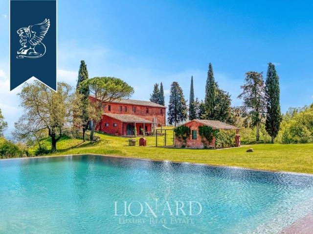 Vendesi villa singola a Chianciano Terme