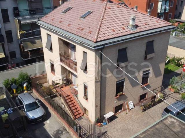 Vendesi villa singola a Cinisello Balsamo via Vincenzo Monti, 6, Borgo Misto