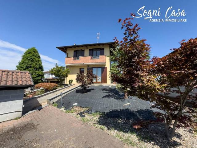 Vendesi villa singola a Cilavegna via Giuseppe Campana