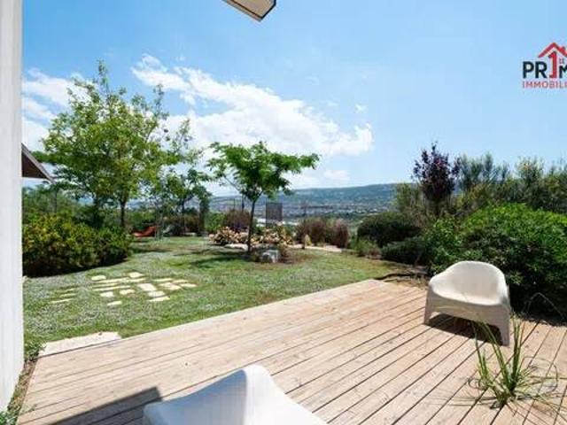 Vendesi villa singola a Comiso