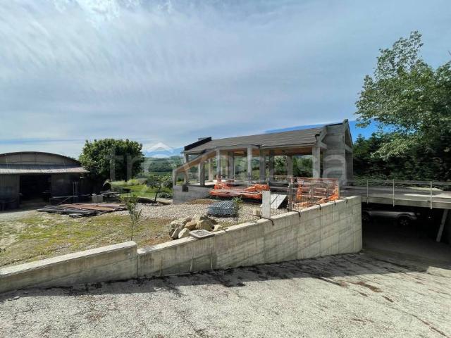 Vendesi villa singola a Coriano via Cavallino