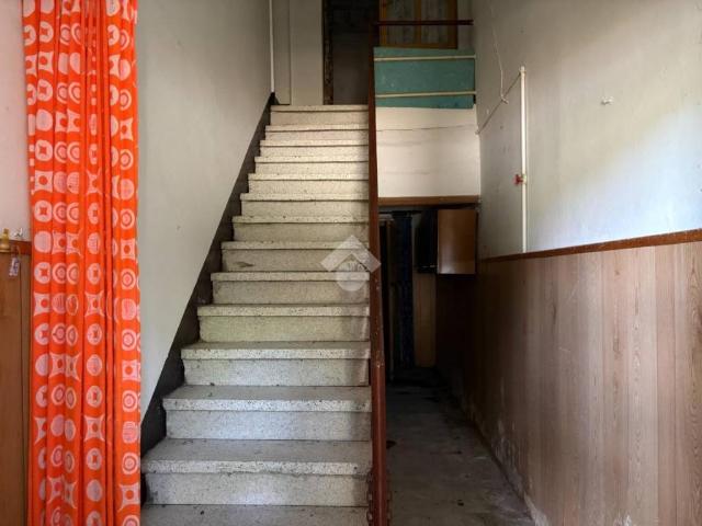 Vendesi villa singola a Ferrara via Vallelunga, 132, Pontelagoscuro