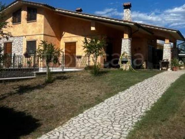 Vendesi villa singola a Fiano Romano via delle Baiocchelle, 2