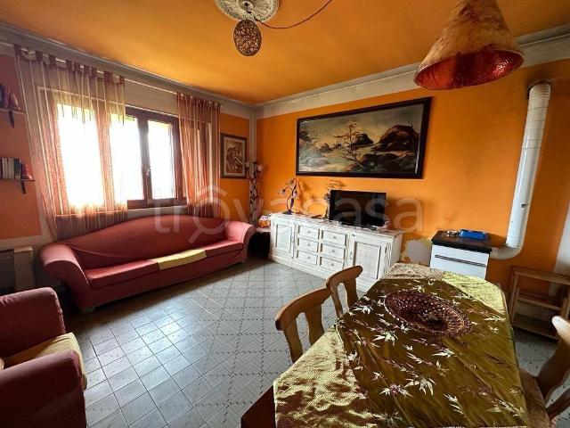 Vendesi villa singola a Fosdinovo
