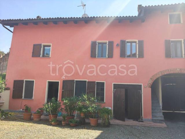 Vendesi villa singola a Fubine Monferrato via del Giardino