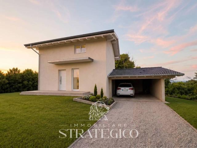 Vendesi villa singola a Gattico Veruno via Santa Cristina