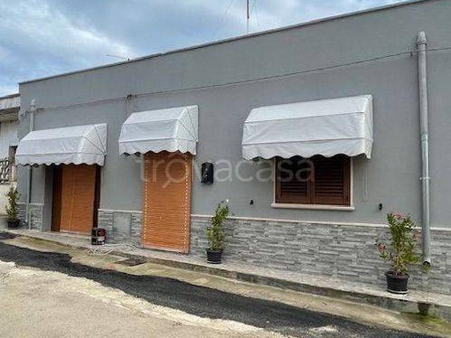 Vendesi villa singola a Latiano via Martiri Di Barletta