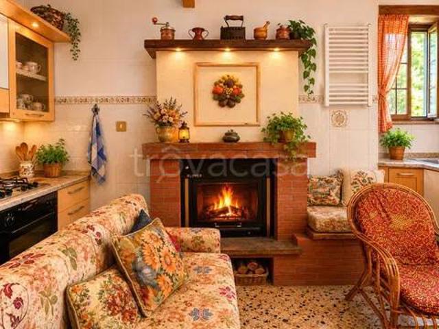 Vendesi villa singola a Leonessa