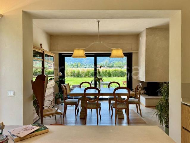 Vendesi villa singola a Lucca via del Trebbio, Massa Pisana Vicopelago