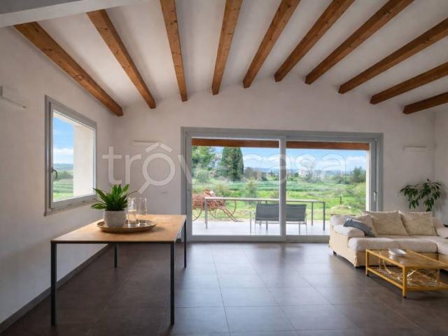 Vendesi villa singola a Magliano in Toscana