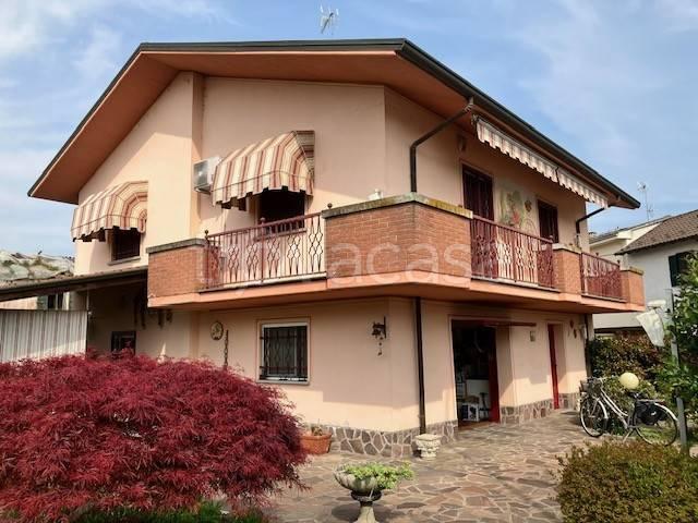 Vendesi villa singola a Mede via Palazzietta, 2