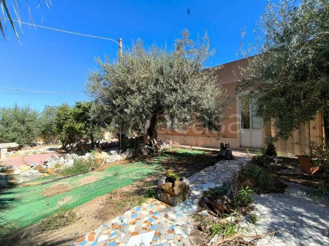 Vendesi villa singola a Messina, Acqualadrone Spartà