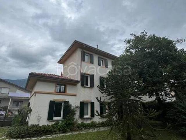 Vendesi villa singola a Montereale Valcellina via g. Galilei