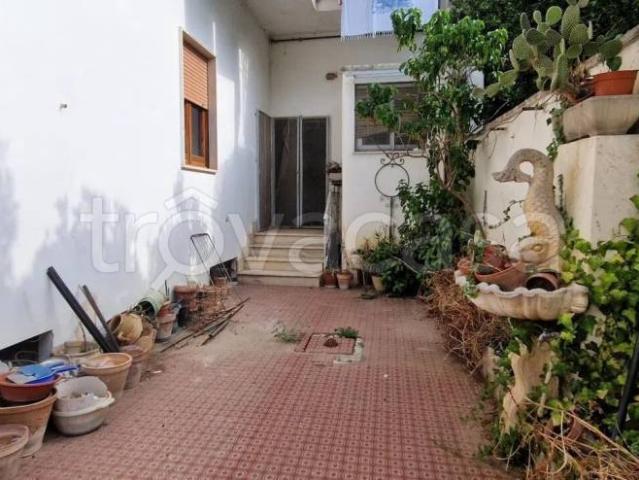 Vendesi villa singola a Monteroni di Lecce