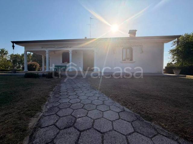 Vendesi villa singola a Monti, Ariano nel Polesine