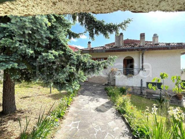 Vendesi villa singola a Montorio Romano via Cogliavicolo