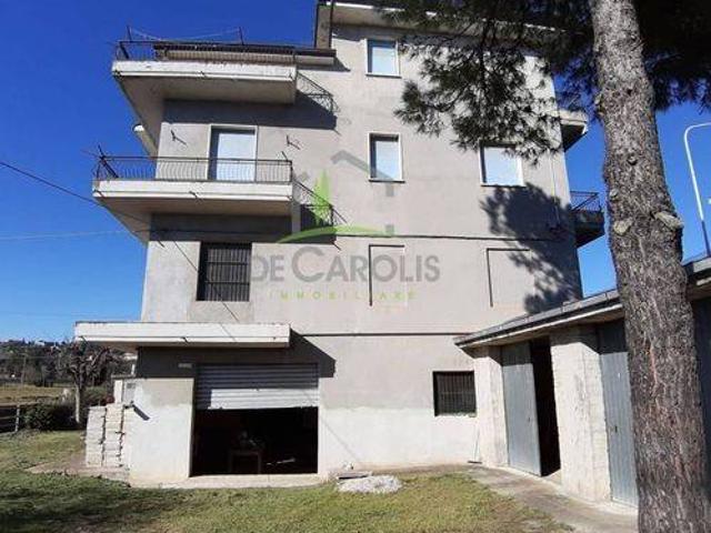 Vendesi villa singola a Monsampolo del Tronto via Cristoforo Colombo