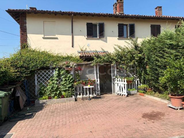 Vendesi villa singola a Mortara