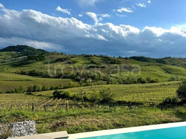 Vendesi villa singola a Mornico Losana