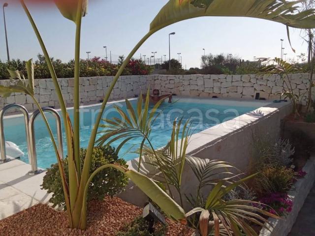 Vendesi villa singola a Ostuni via Petrolla