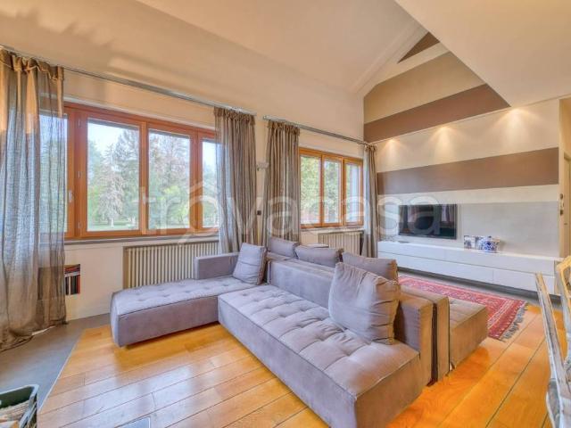 Vendesi villa singola a Orbassano strada Stupinigi, 106
