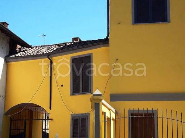 Vendesi villa singola a Ottobiano via Cairoli