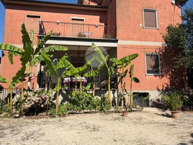 Vendesi villa singola a Paliano via Palianese Sud, 78