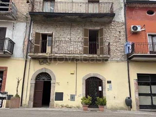 Vendesi villa singola a Pastena via Porta Roma