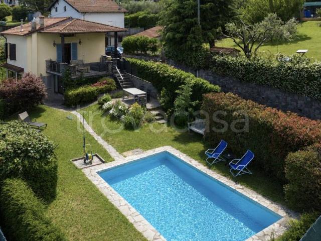 Vendesi villa singola a Pianello del Lario via alla Selva, 98