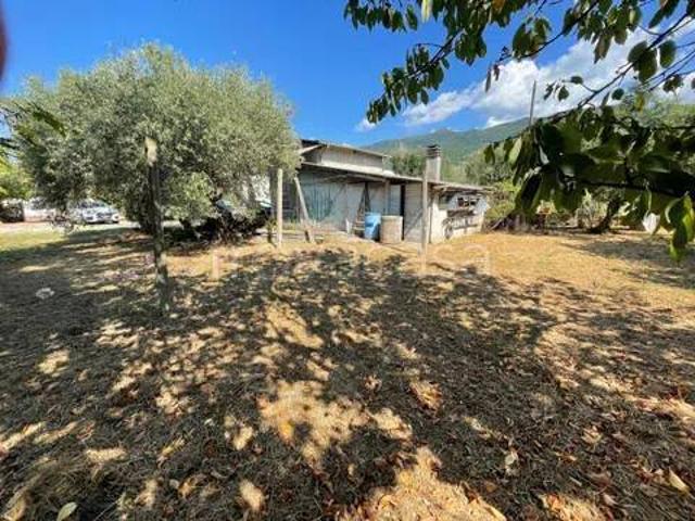 Vendesi villa singola a Pietrasanta via Montiscendi