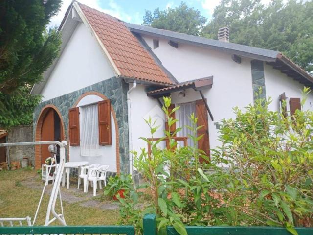 Vendesi villa singola a Ponzone, Cimaferle
