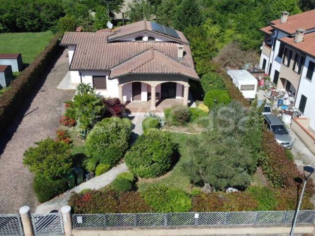 Vendesi villa singola a Poggio Renatico via Fratelli Cervi, 89, Gallo