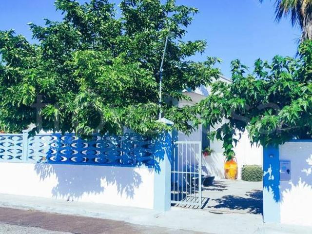 Vendesi villa singola a Porto Cesareo via Mazaro