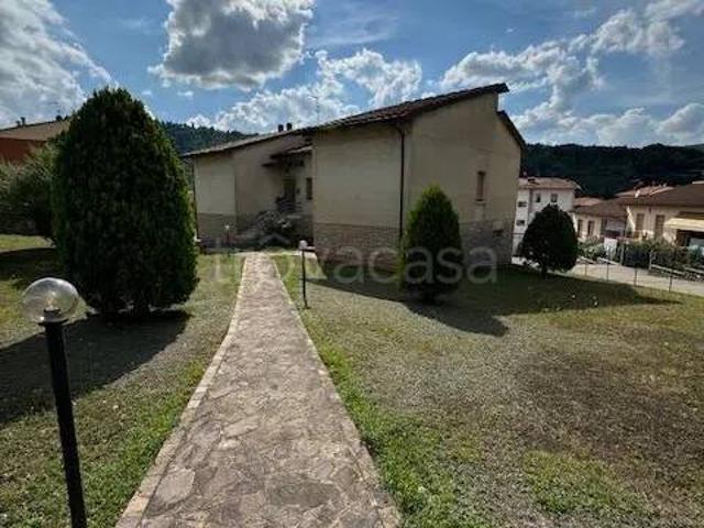 Vendesi villa singola a Pratovecchio Stia via Monte No Number