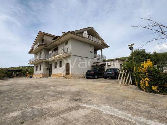 Vendesi villa singola a Priverno, Ceriara