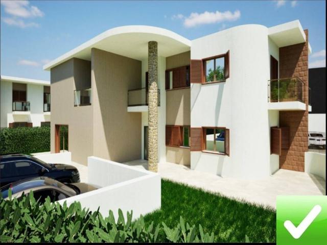 Vendesi villa singola a Reggio di Calabria, Archi