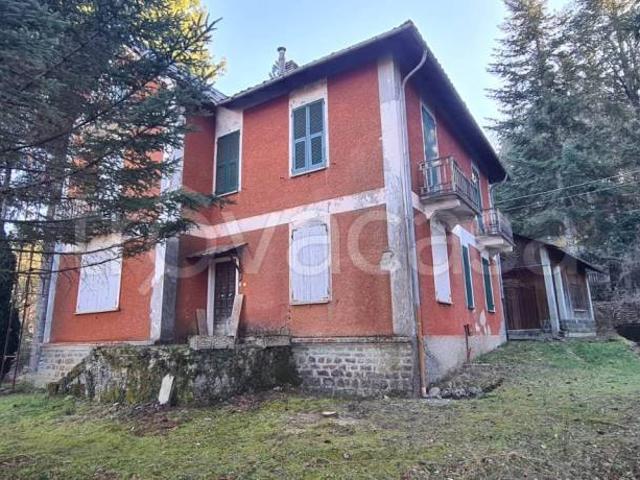 Vendesi villa singola a Rezzoaglio, Magnasco