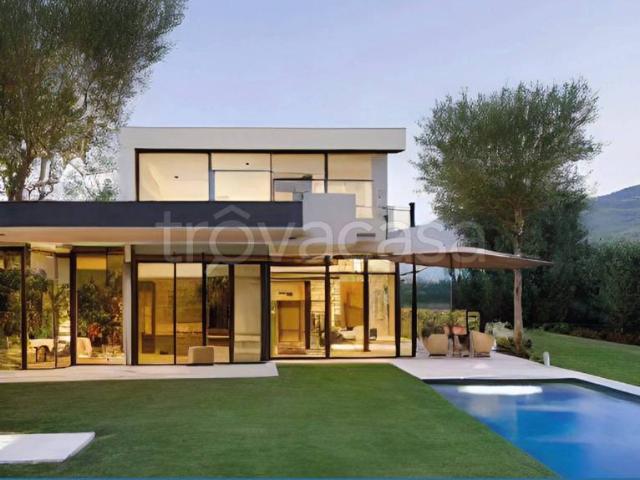 Vendesi villa singola a Roma via di Valle Vescovo, Due Ponti