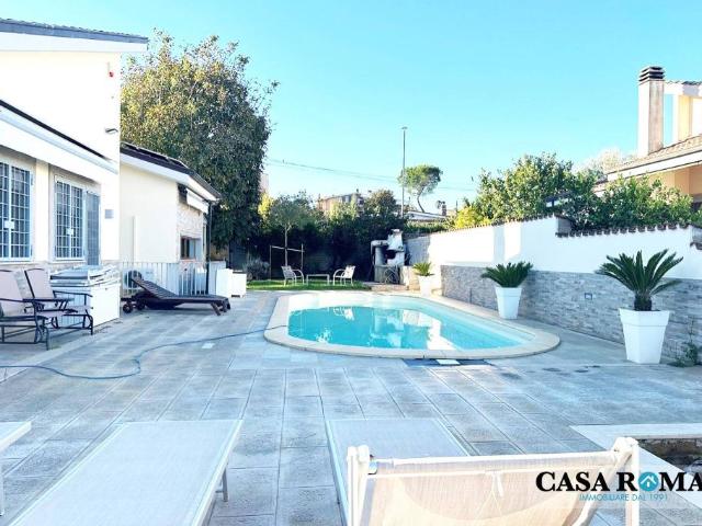 Vendesi villa singola a Roma via Orzinuovi, Valle Muricana