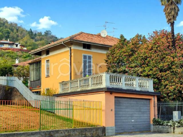 Vendesi villa singola a Ronco Biellese via Roma