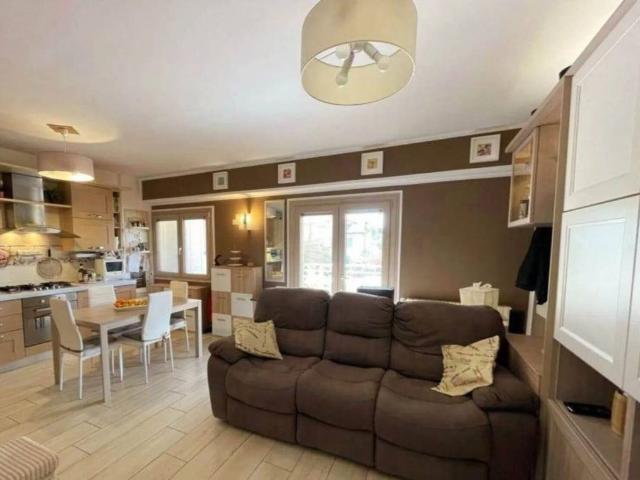Vendesi villa singola a Scarlino, Portiglioni