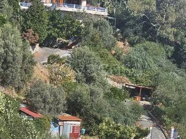 Vendesi villa singola a Sant'Alessio Siculo