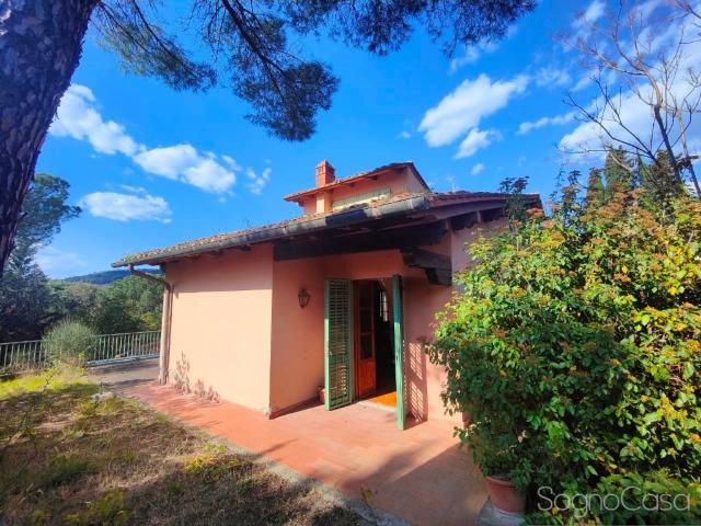 Vendesi villa singola a San Casciano in Val di Pesa via dei Pini, 26, Romola