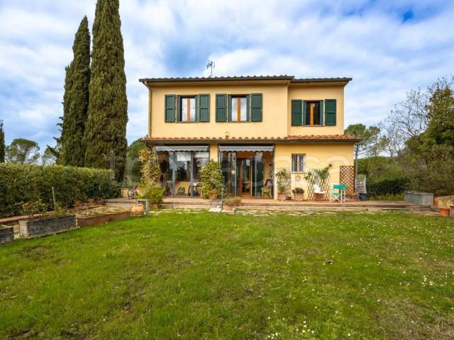 Vendesi villa singola a San Casciano in Val di Pesa via della Romola