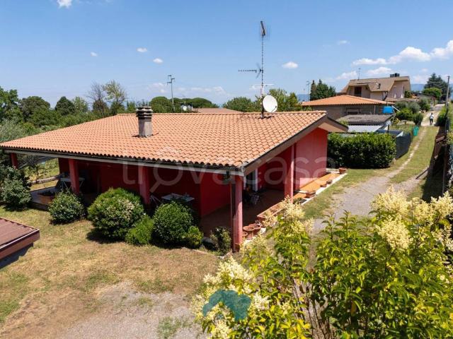 Vendesi villa singola a San Cesareo via Bel Poggio