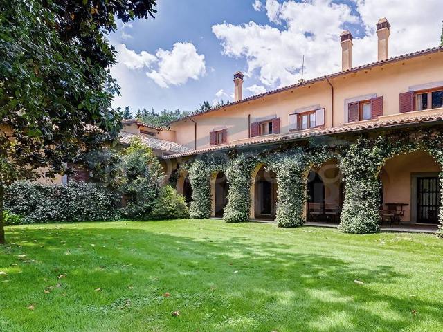 Vendesi villa singola a Sacrofano via Monte Patrizio