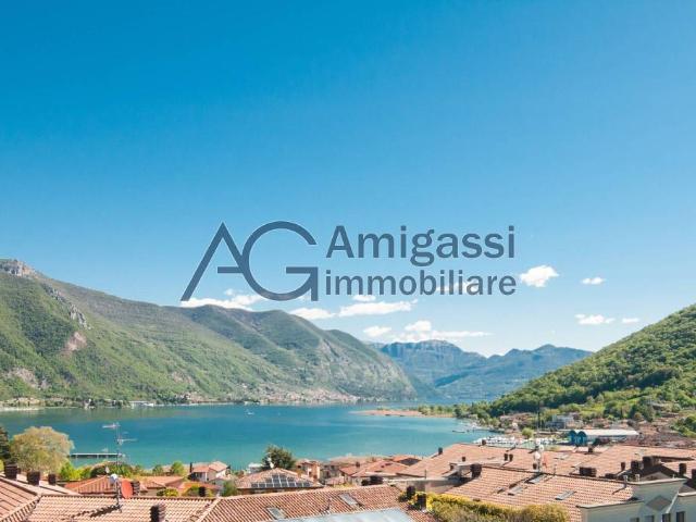Vendesi villa singola a Sarnico via Libertà