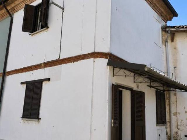 Vendesi villa singola a Semiana via Roma, 42