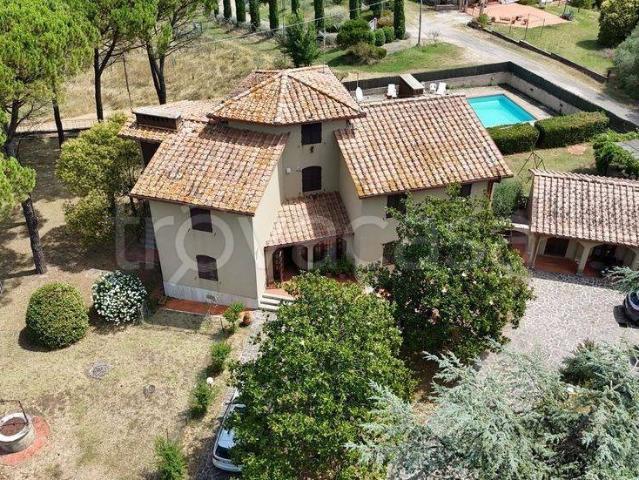 Vendesi villa singola a Siena strada di monsindoli, Sant'Andrea a Montecchio Ginestreto