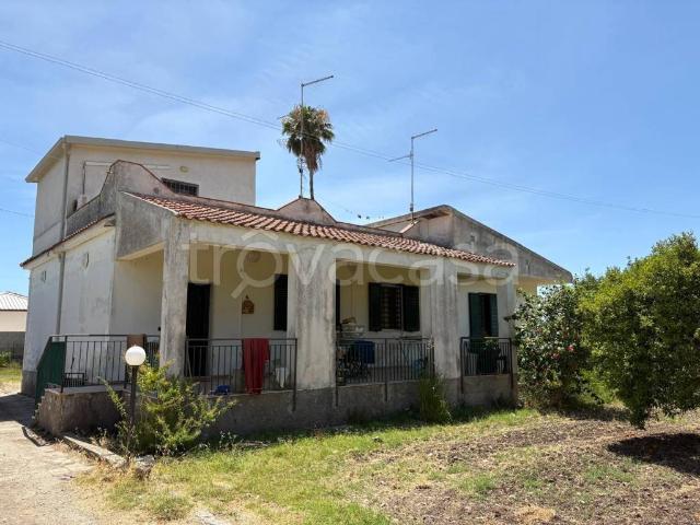 Vendesi villa singola a Siracusa, Tivoli